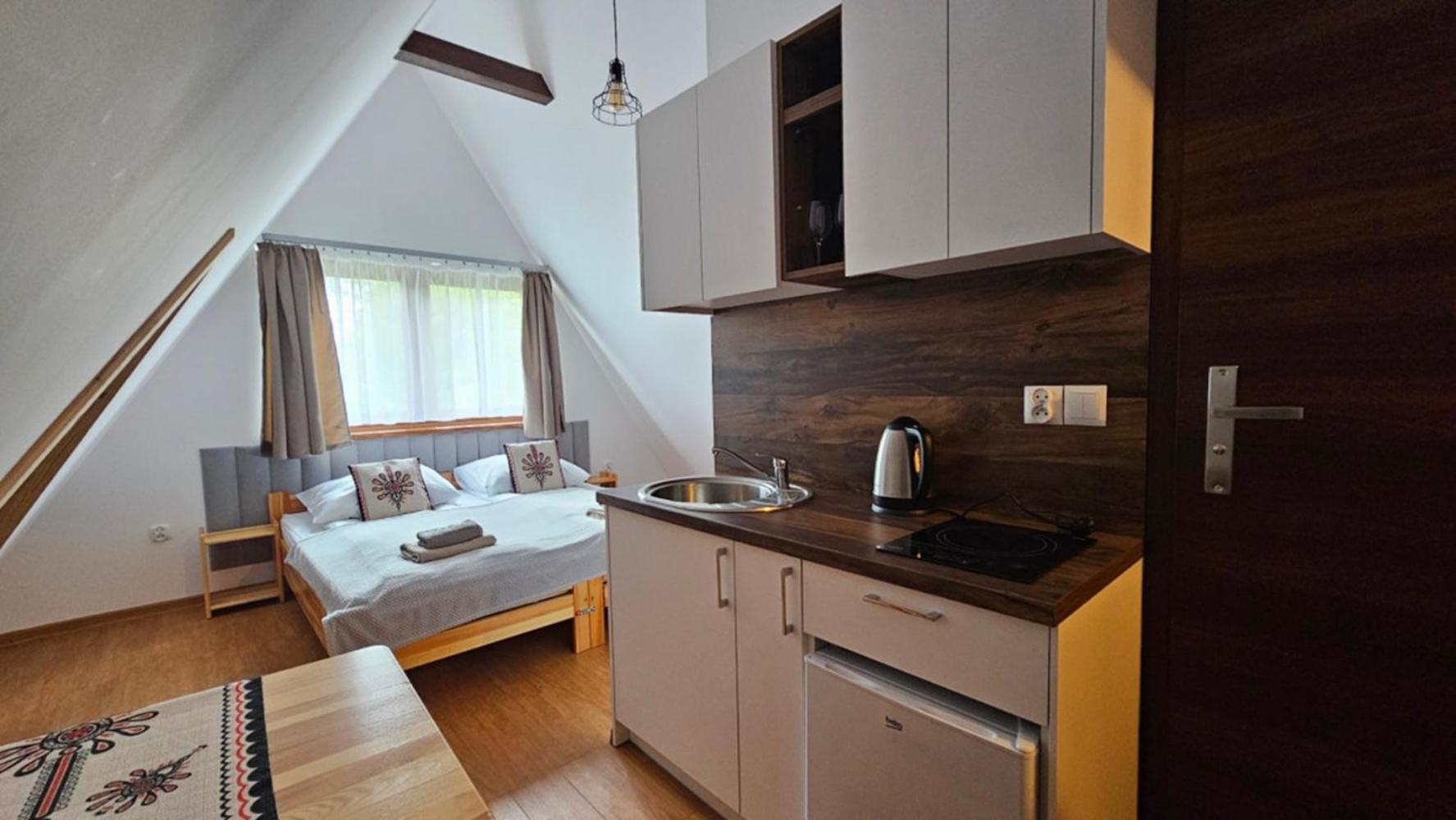 Mala Laka Jacuzzi & Sauna Bed & Breakfast *